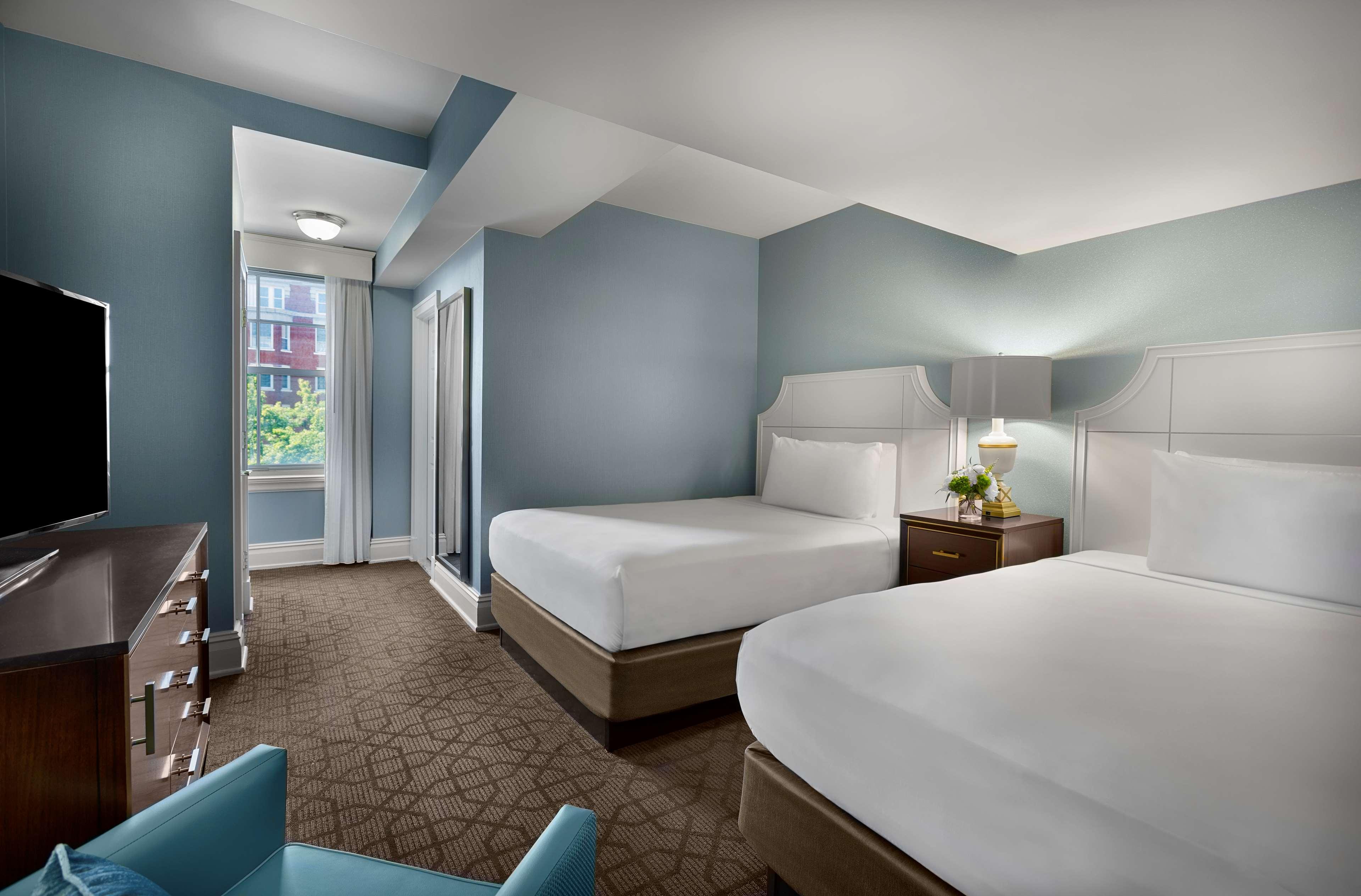 The Royal Sonesta Chase Park Plaza St Louis Hotel Сейнт Луис Екстериор снимка